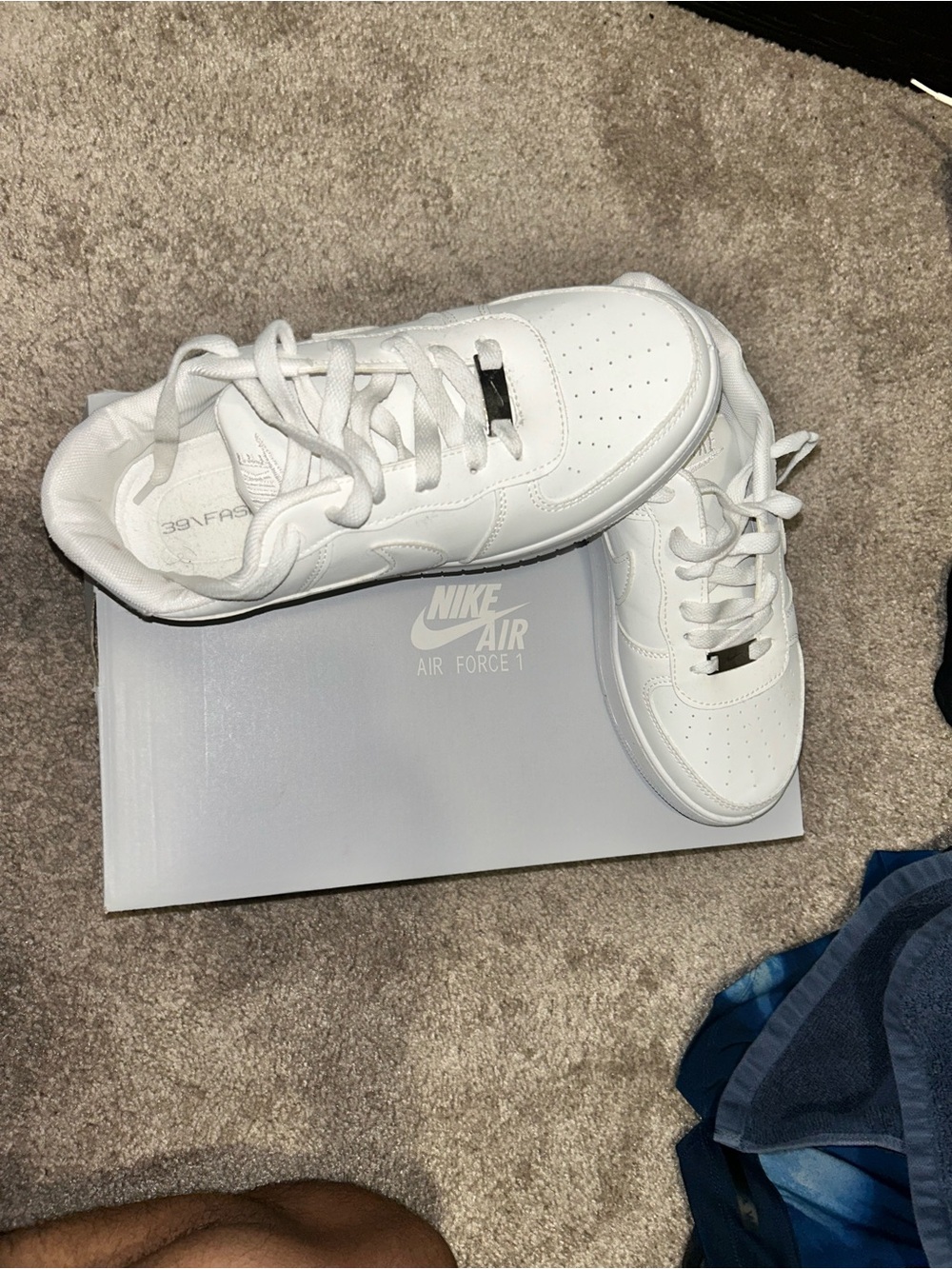 Nike Kids White Leather Air Force 1 Low Sneakers